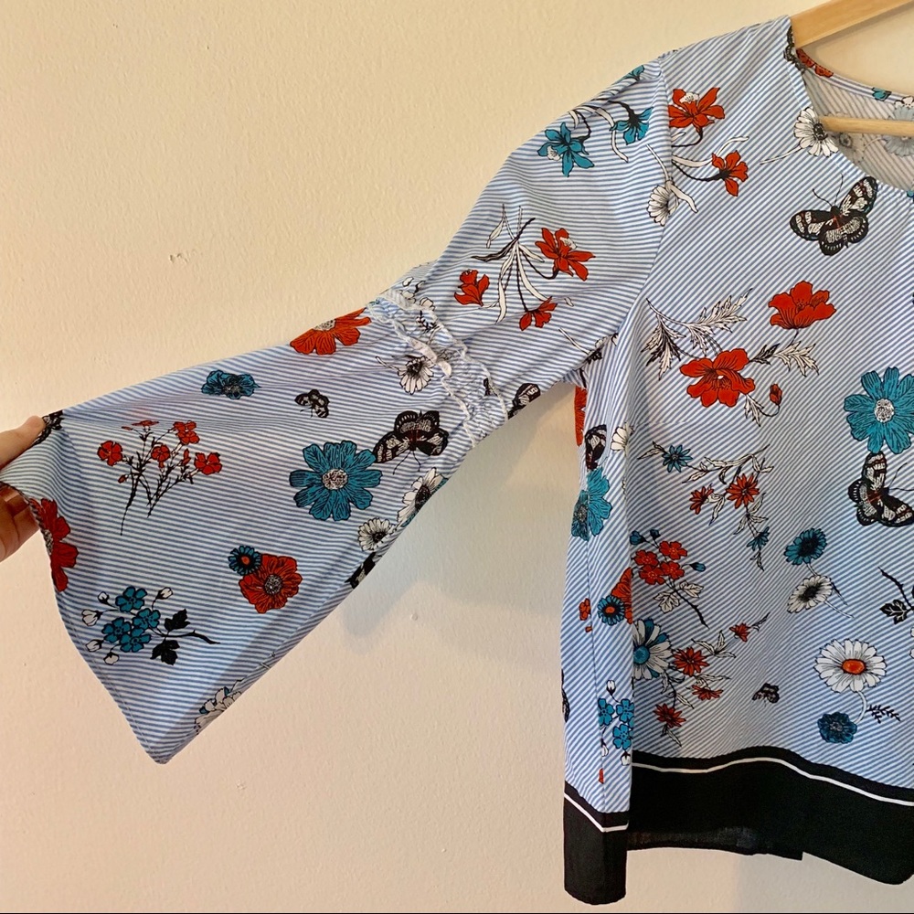 ⭐️ 2 for $10! ⭐️ Jane and Delancey Blouse - Picture 3 of 5